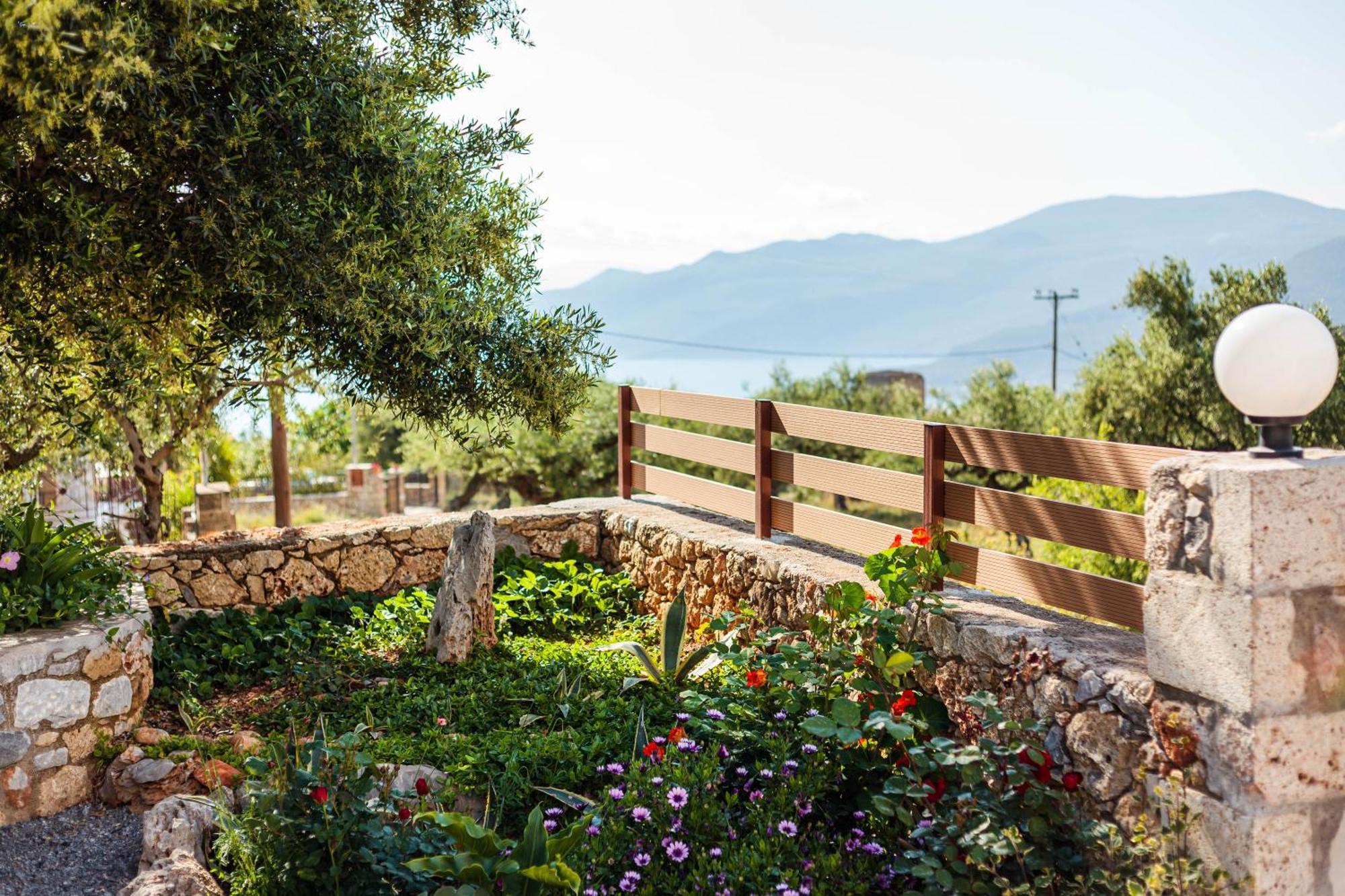 Villa Armonia, Sunset View And Relaxing Beach Vibe Proástion Exterior foto